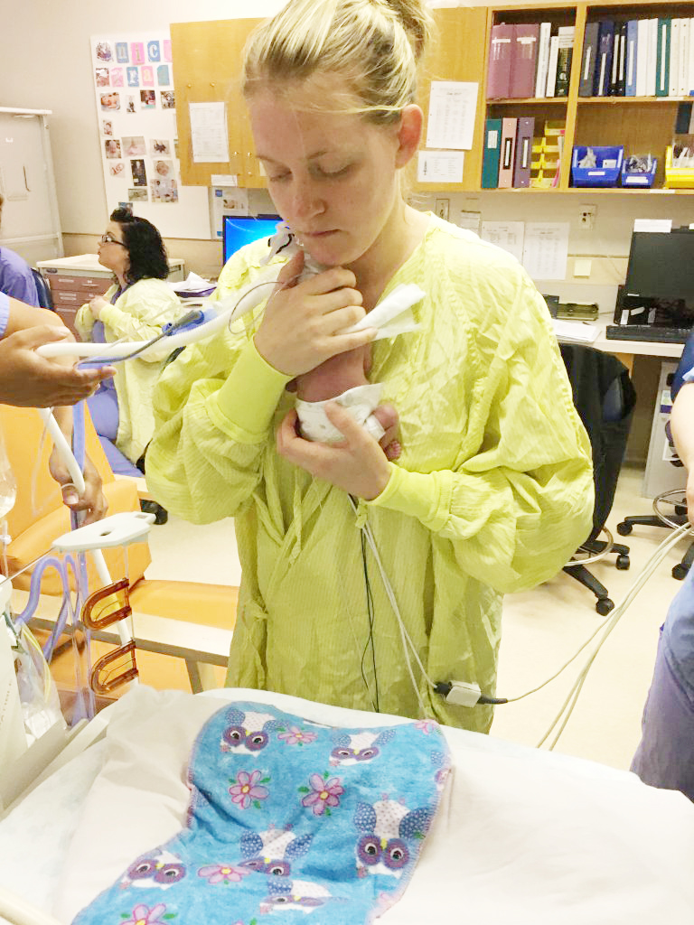 Mom Melanie with Baby Felicity