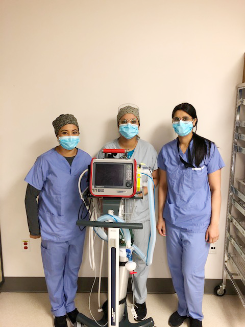 Mission Memorial Hospital RTs with Hamilton transport ventilator from TB Vets