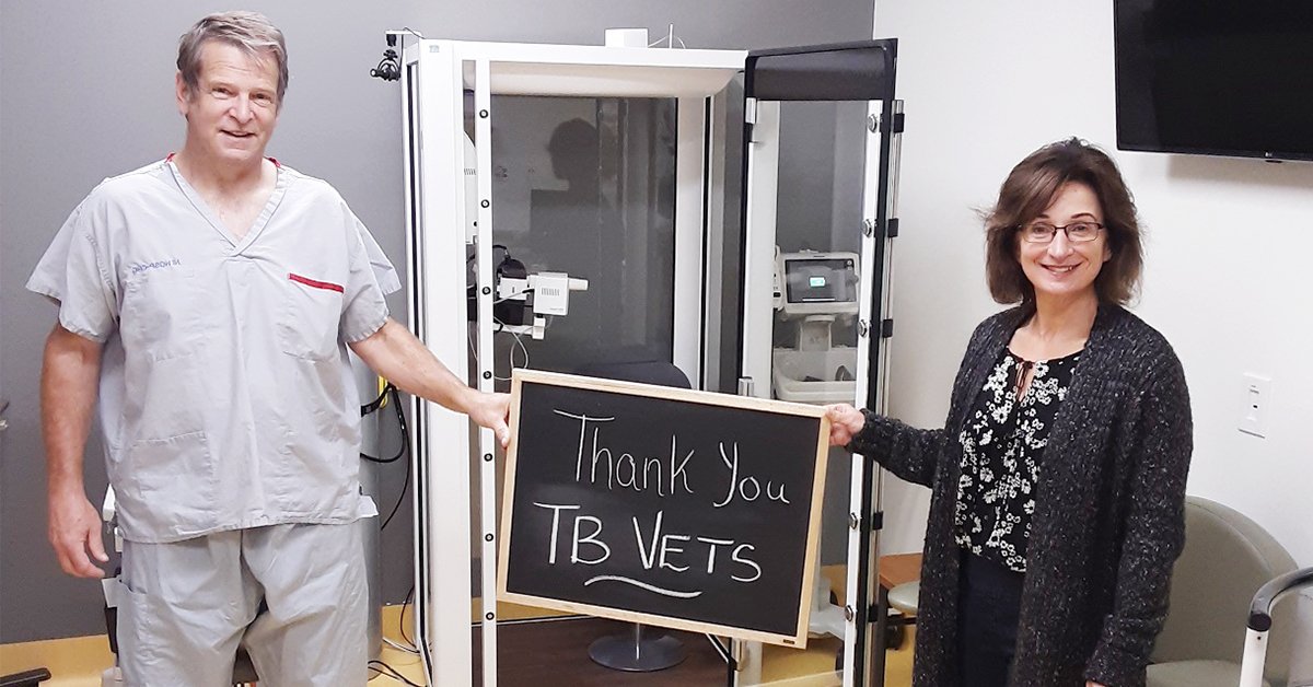 TB Vets donates a Vyntus Body Box to Campbell River Hospital Foundation