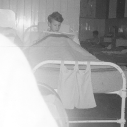 Martin Beint as an asthmatic child – Isle of Wight Martin Beint as an asthmatic child - Isle of Wight
